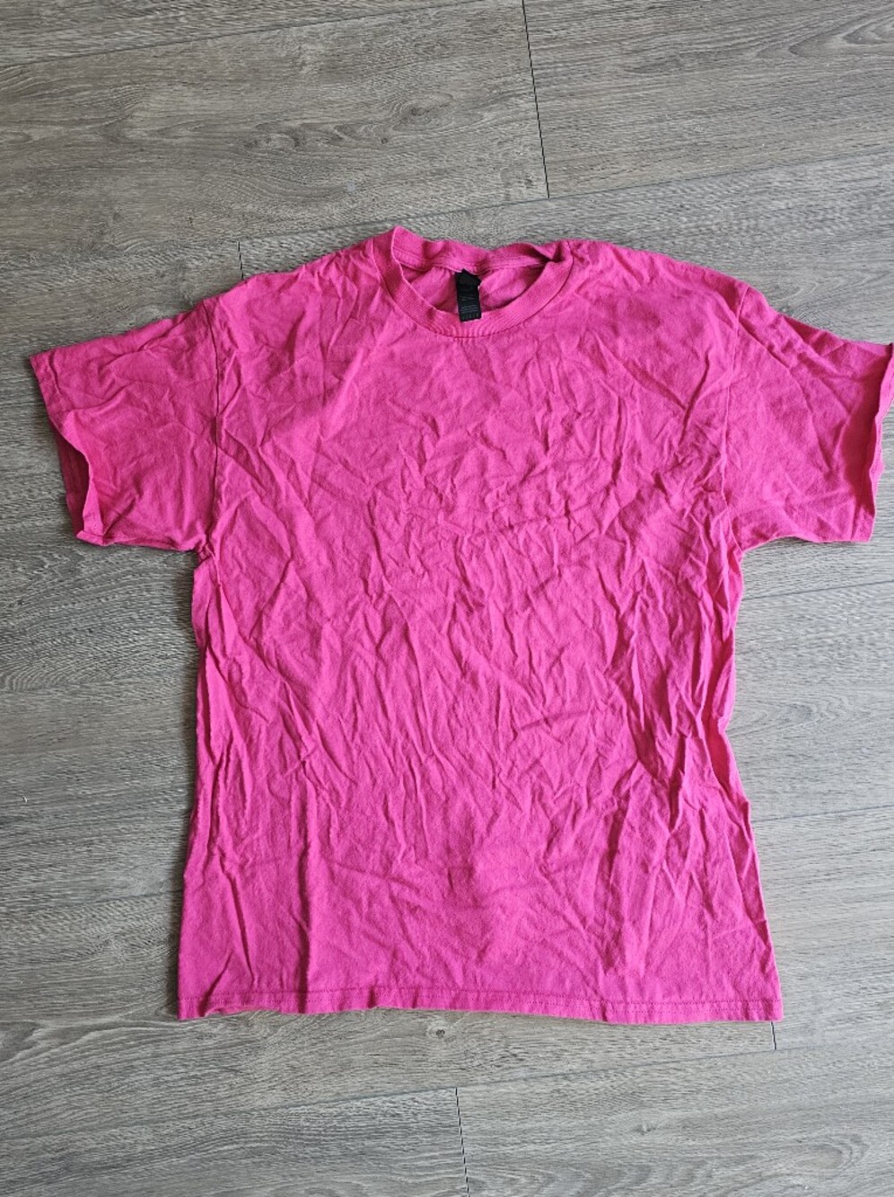 Gildan Women's Short Sleeve Crewneck Tee in Hot Pink
